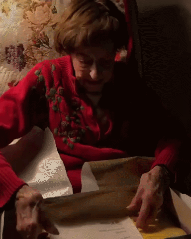Minnesota Vikings Surprise Nearly 100-Year-Old Fan With Playoff Tickets