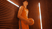 Ncaa Basketball GIF by Fighting Illini Athletics