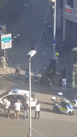 Police Evacuate Las Ramblas Area After Barcelona Van Attack
