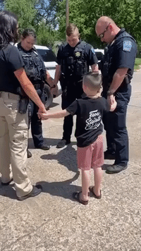 7-Year-Old Boy Asks to Pray With Police Officers Amid Protests in Tulsa