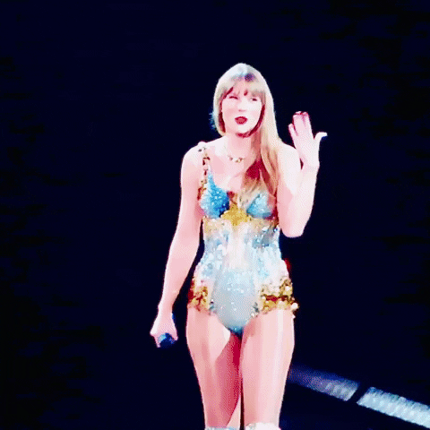 trainaaaa hot taylor swift taylor swift GIF