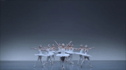 taylor swift dancing GIF