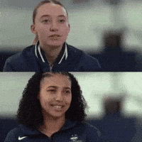Paige Bueckers GIF