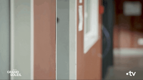 GIF by Un si grand soleil