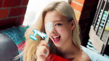Itzy GIF