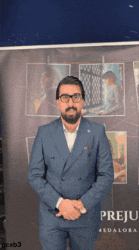 1 GIF by علي فلاح الخاقاني