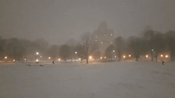 Nor'easter Brings Heavy Snowfall to Brooklyn, New York