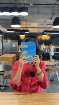 Devil Wears Prada Book GIF by VaynerSpeakers