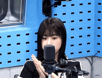 Izone Hyewon GIF
