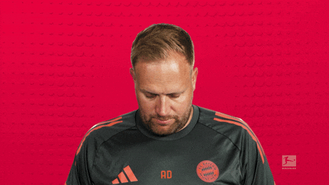 Look Up Fc Bayern GIF by Bundesliga