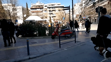 Strong Earthquake Sends Locals Into Street in Larissa, Greece