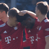 Happy Robert Lewandowski GIF by FC Bayern Munich