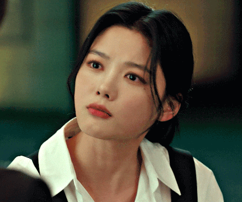 Kim Yoo Jung GIF