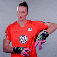 almuth schult football GIF by VfL Wolfsburg