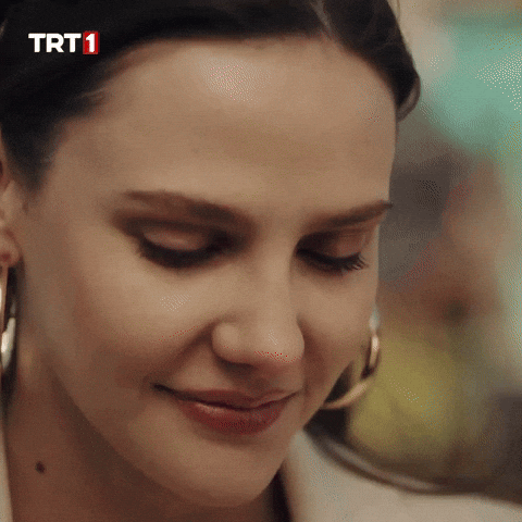 Alina Boz Smile GIF by TRT