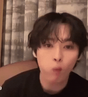 Stray Kids Yes GIF