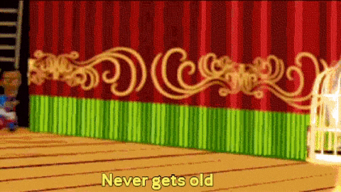 VicVik giphygifmaker giphyattribution GIF