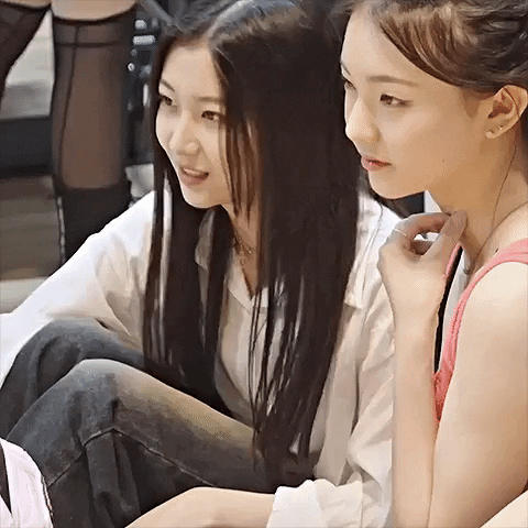 K-Pop Vibe GIF