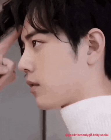 marifanaccount  GIF
