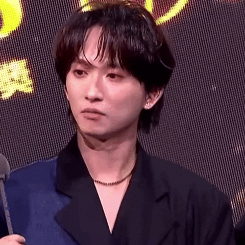 邱鋒澤 GIF