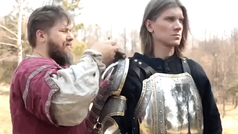 LuoChengyi giphygifmaker armure équipement médiéval GIF