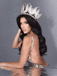 Amanda Ayala GIF