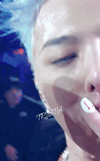 G-Dragon Kiss GIF