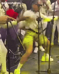 Carlos Alofoke GIF