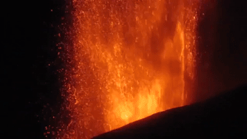 Lava Pours From New Vents on La Palma Volcano