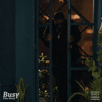 Entering Kenan Thompson GIF by QVC