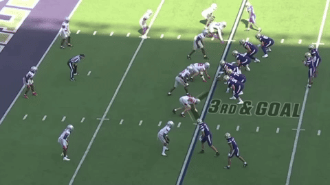 Arvell Reese hunts Demond Williams Jr. down like a dog