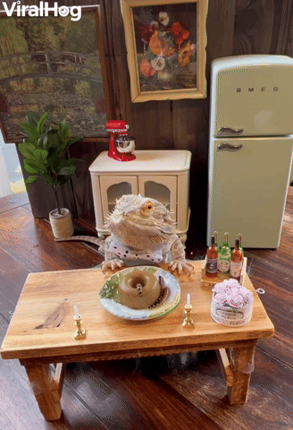 Chef Lenny Enjoys a Worm Bundt Cake