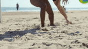 beach love GIF by Un si grand soleil