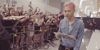 kpop top idol gd bigbang GIF