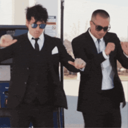 chilean-banditoss giphygifmaker top feliz baile GIF