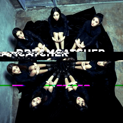 dreamcatcher #gahyeon #dami #siyeon #handong #sua #jiu #yoohyeon GIF