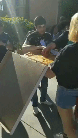 Long Voting Lines at Arizona State Made Easier Thanks to Free Pizza