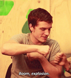 the hunger games actor GIF