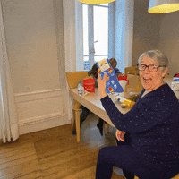 Mcdoidf GIF by McDonald's Paris