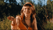 Stantwitter What GIF by Laufey