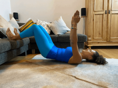 IngridBergerKaNalu giphygifmaker single leg hip thrust einbeinige brücke GIF