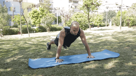 Custom_24MEDIA giphyupload GIF