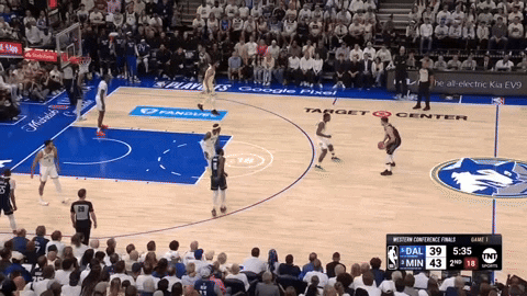 jamesherbertd2914029b95644bab7492925c6cc957e giphyupload GIF