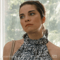 annie murphy alexis GIF by Schitt's Creek