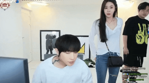 a0562ab096a24a46aad04ced9ce4af05 giphyupload GIF