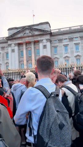 Crowd Sings 'God Save the Queen' Outside Buckingham Palace