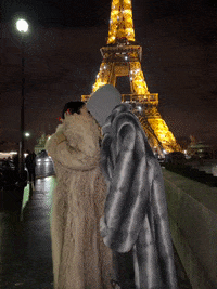 endira love mood paris france GIF