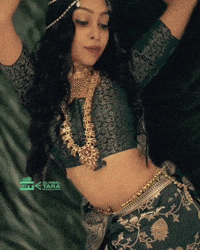 Christmas Bollywood GIF by Global Tara Entertainment