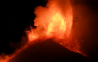 1,500 Meter Lava Fountain Pours From Crater as Mount Etna Continues to Erupt