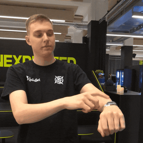 Nip Hurry Up GIF by Ninjas In Pyjamas